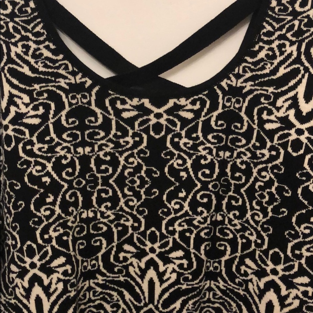 Crop sweater - Picture 2 of 4
